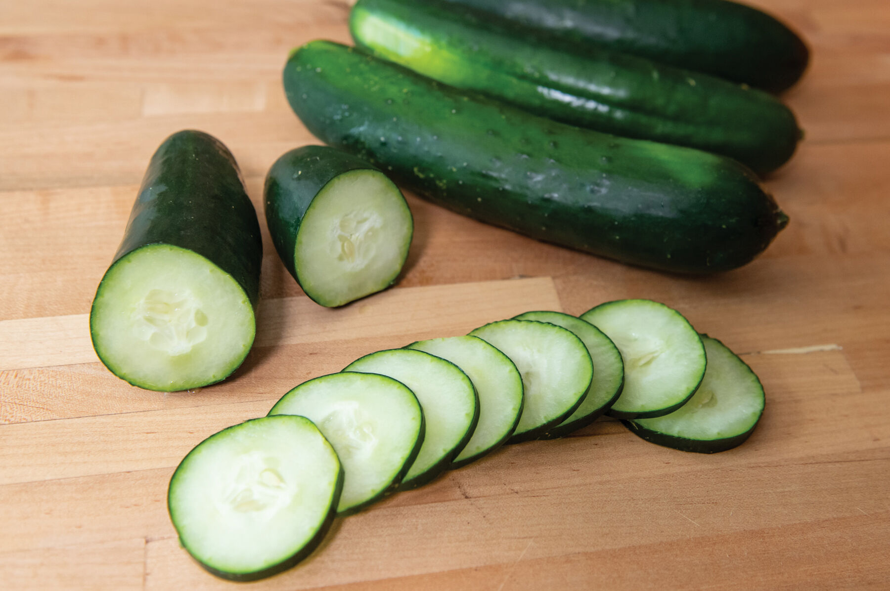 Gateway Slicing Cucumbers