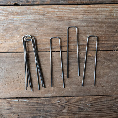 Steel Fabric Staples, 11 Gauge &ndash; 12 Count Supports & Anchors