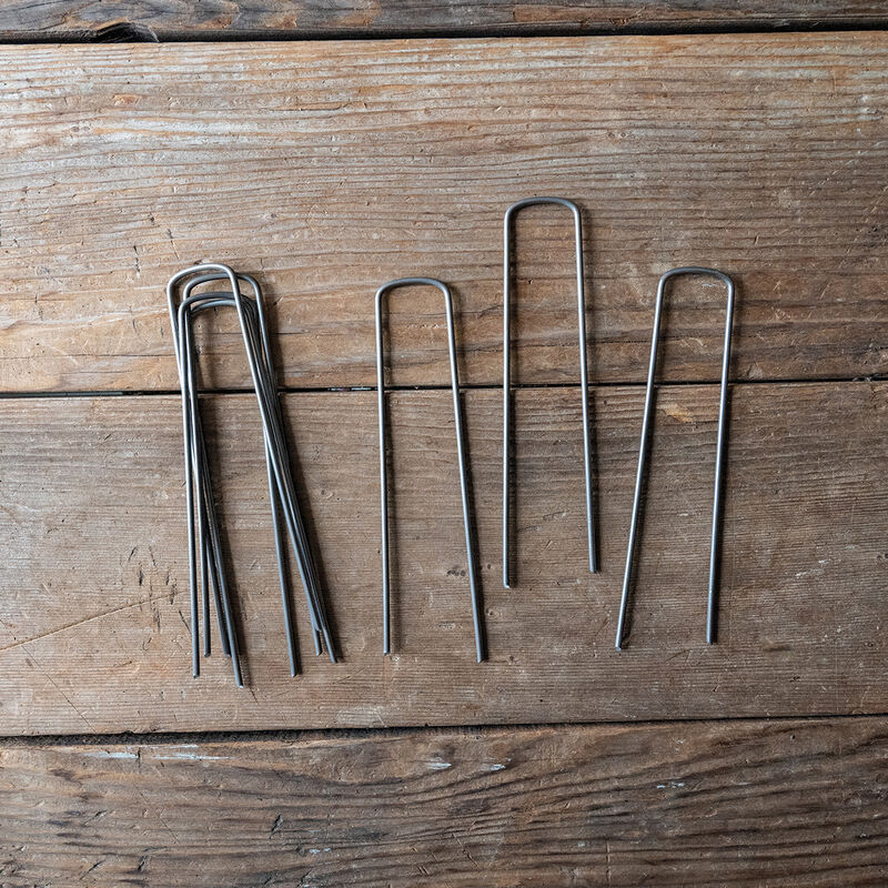 Steel Fabric Staples, 11 Gauge &ndash; 12 Count Supports & Anchors