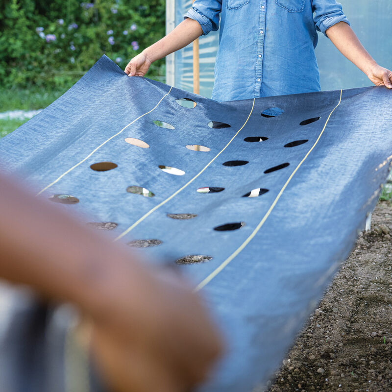 Quick-Plant &ndash; 4 x 8 Pattern, 4 x 50' Fabric Mulch
